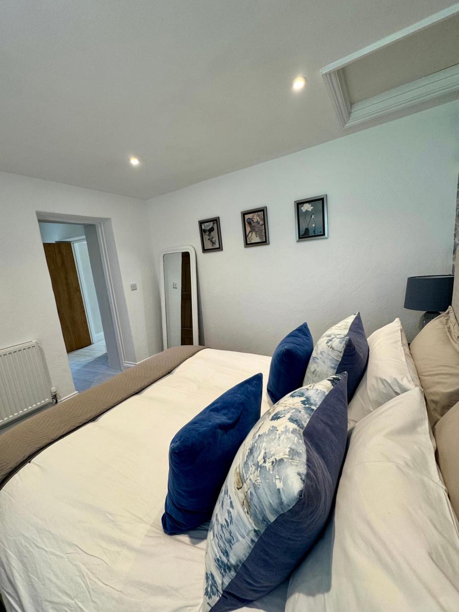 Sleepers Barn Villa Saint Teath Ngoại thất bức ảnh